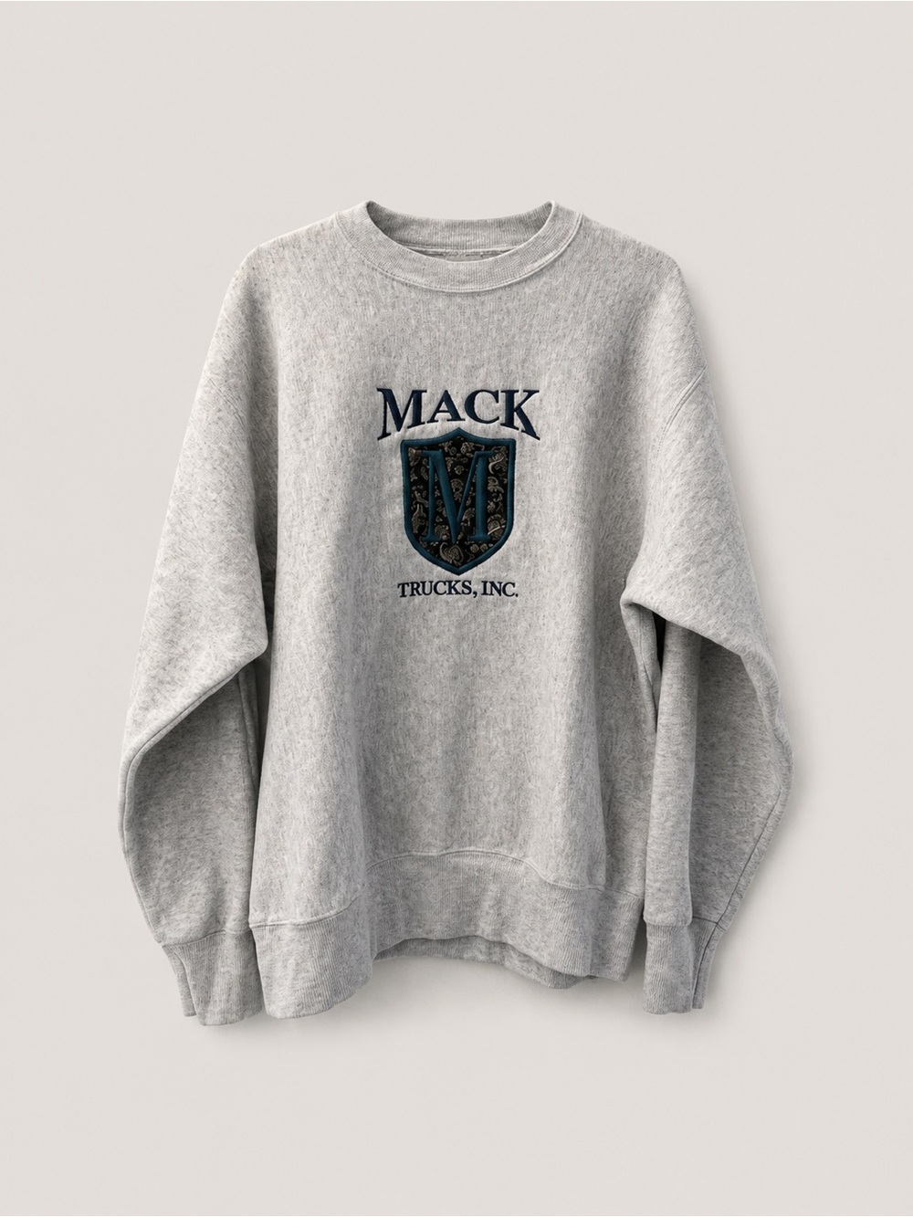 Vintage Mack Trucks Embroidered Crewneck Sweatshirt XL Gray Heavyweight